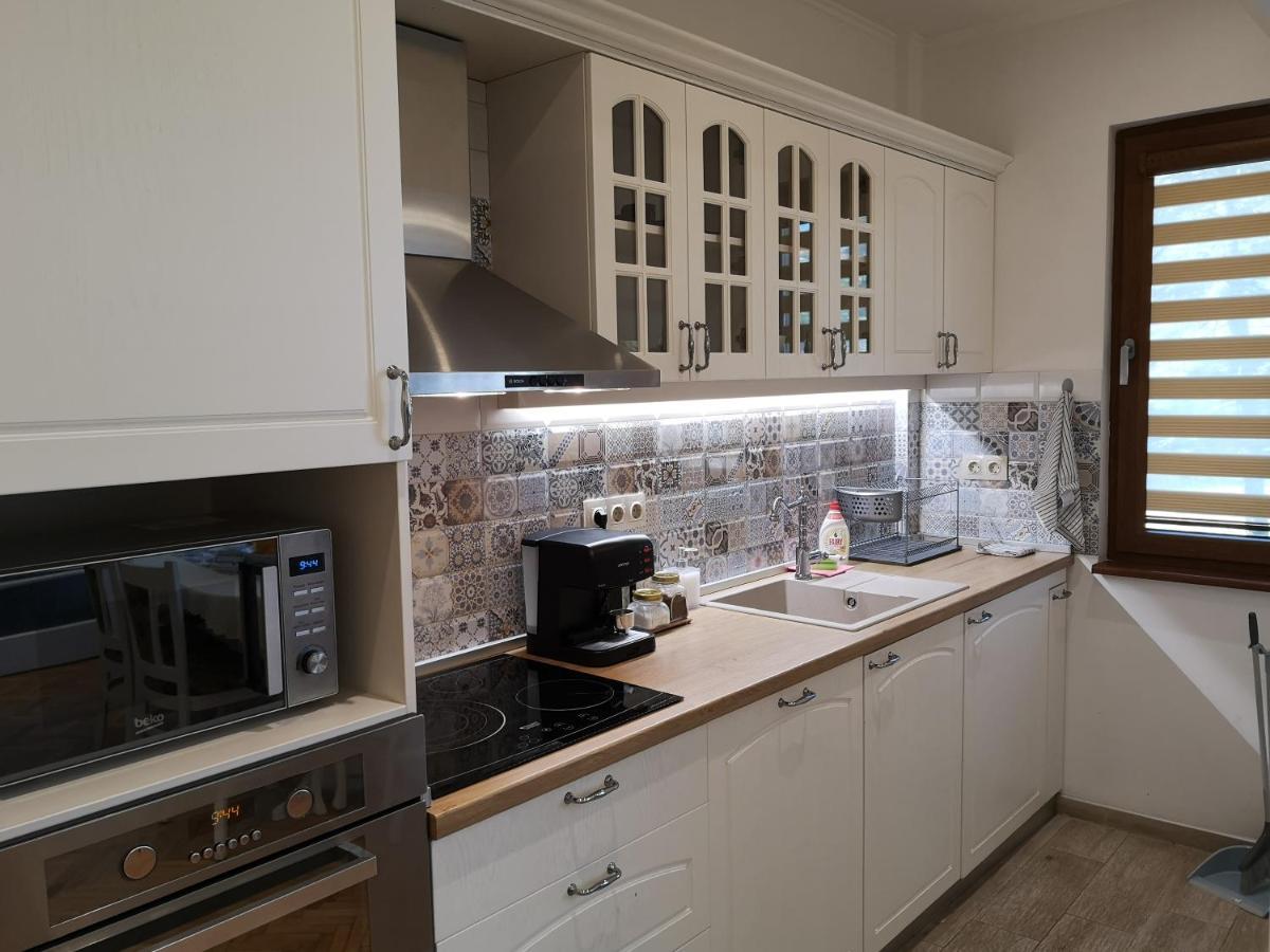 Central Varna Apartment - Lets4Holiday Eksteriør bilde