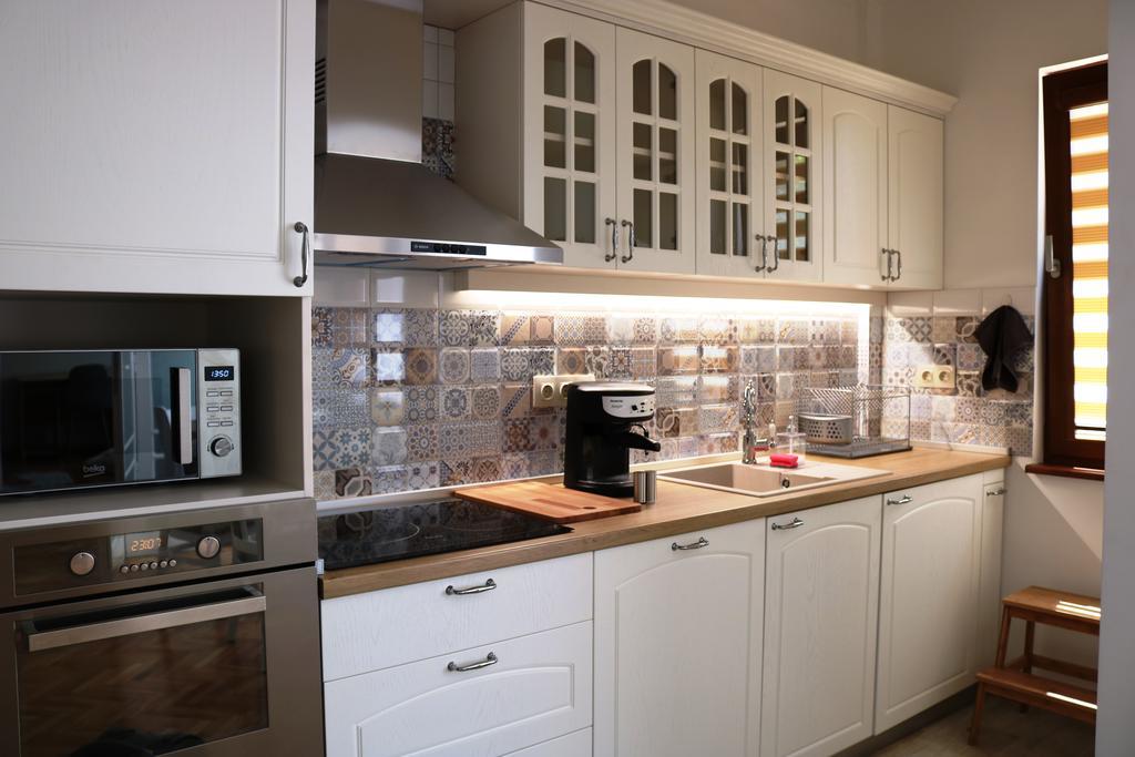 Central Varna Apartment - Lets4Holiday Eksteriør bilde