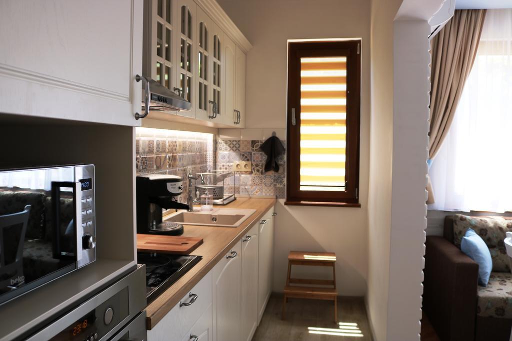 Central Varna Apartment - Lets4Holiday Eksteriør bilde