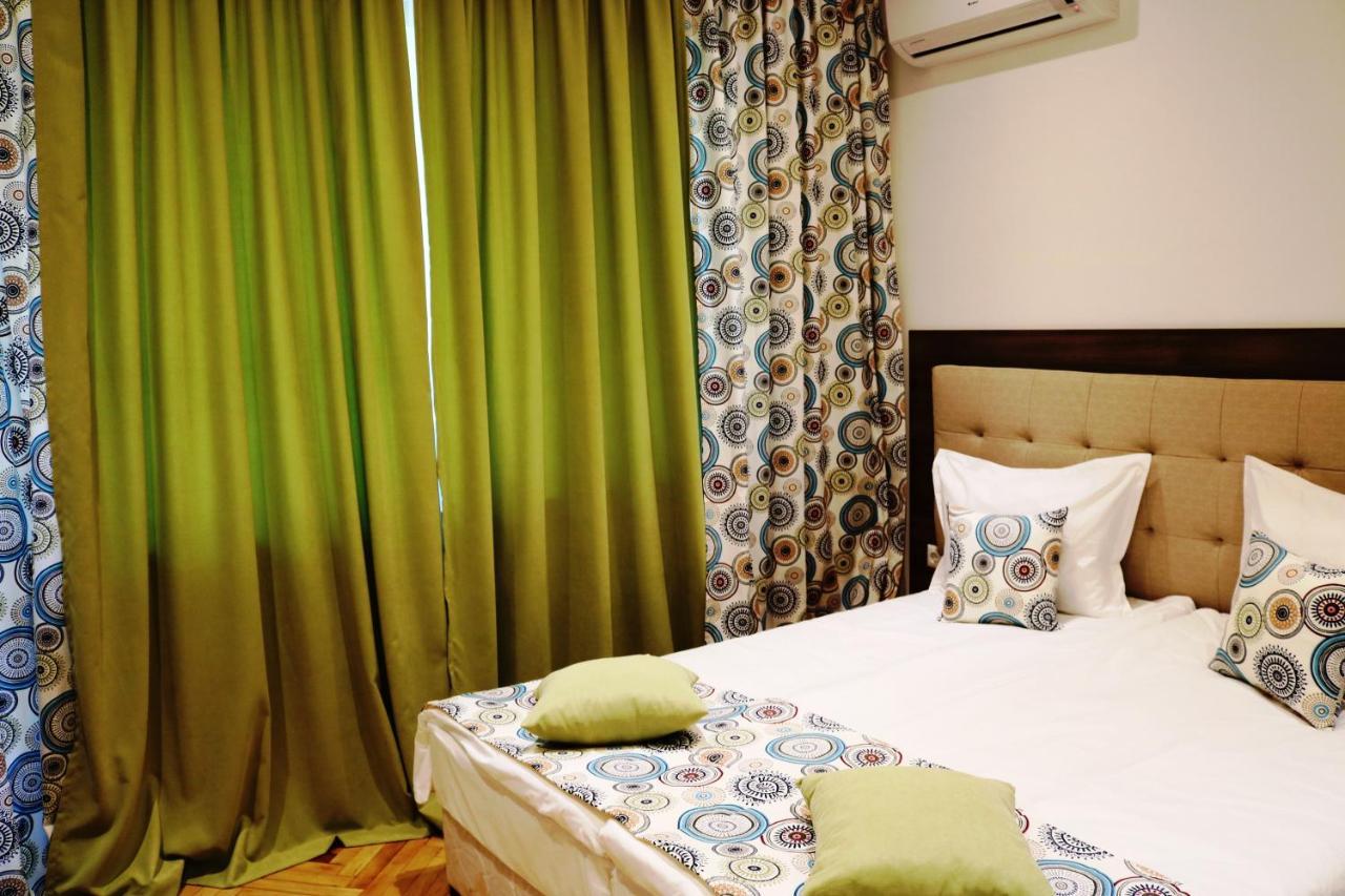 Central Varna Apartment - Lets4Holiday Eksteriør bilde