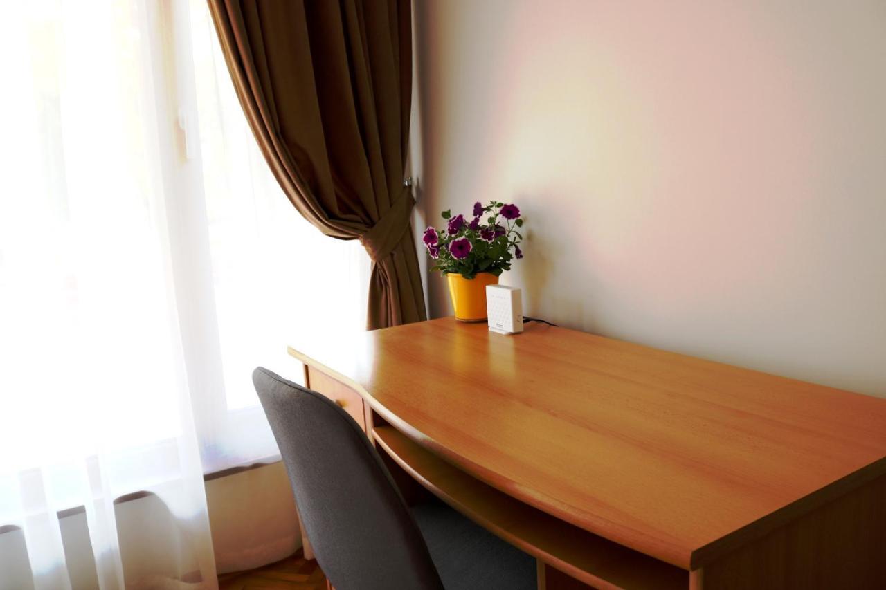 Central Varna Apartment - Lets4Holiday Eksteriør bilde